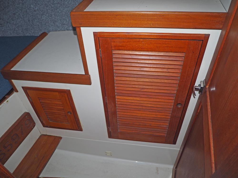 Cabin en avant, H&eacute;bergements